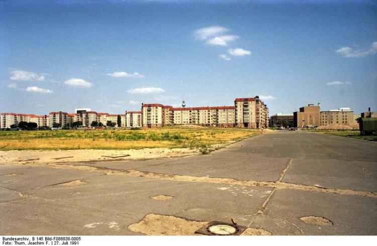 Berlin, Potsdamer Platz, Ehemaliger Mauerstreifen